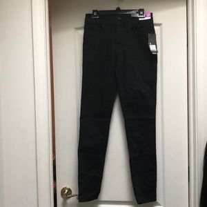 Black high waisted jeans